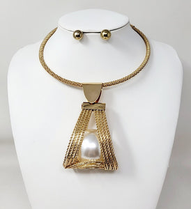 GOLD CHOKER NECKLACE SET ( 11008 GCR )