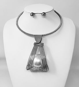 SILVER CHOKER NECKLACE SET ( 11008 RWH )