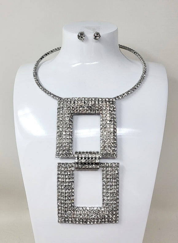 SILVER CHOKER NECKLACE SQUARE PENDANTS CLEAR STONES ( 11034 RCL )