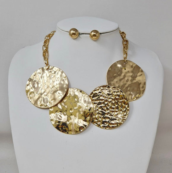 GOLD HAMMERED NECKLACE SET ( 11267 G )