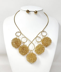 GOLD NECKLACE SET DANGLING BALLS ( 30057 G )