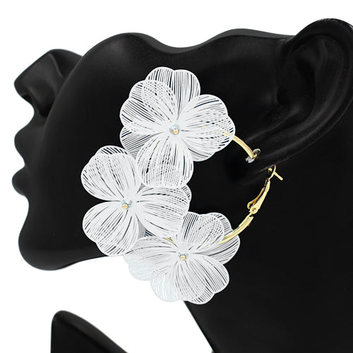 GOLD WHITE FLOWER EARRINGS ( 2746 WT )