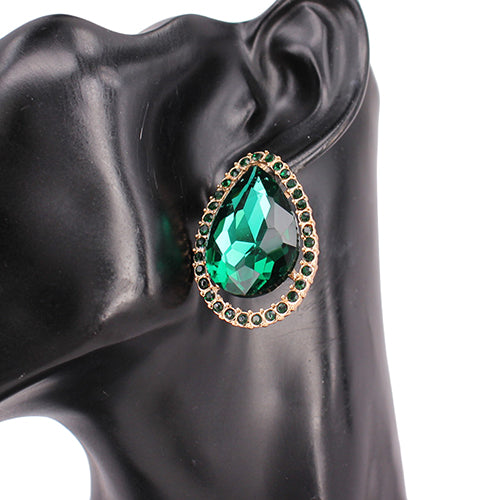 GOLD EMERALD GREEN CLIP ON EARRINGS ( 8205 GDEMR )