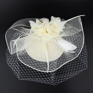 WHITE FASCINATOR FEATHERS MESH WHITE PEARLS ( 1268 IV )