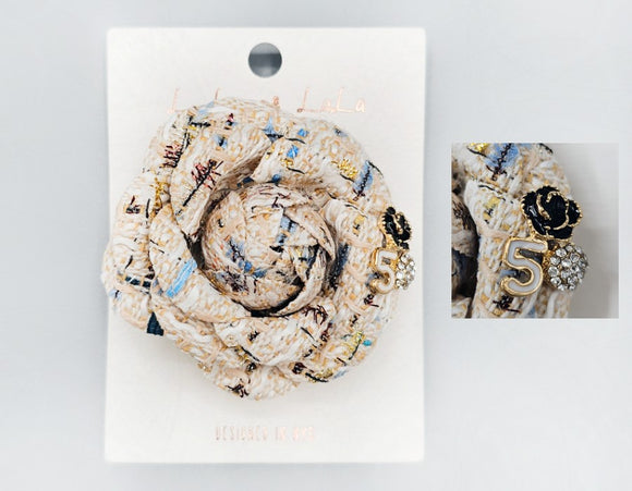 WHITE FLOWER BROOCH ( 1081 WHT )