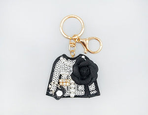 BLACK WHITE JACKET KEYCHAIN ( 1672 BK )