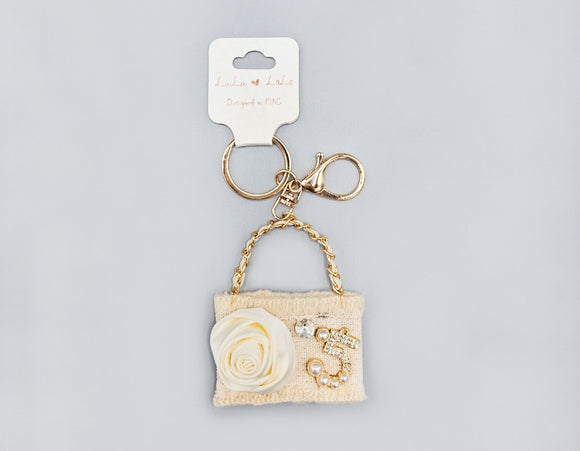 CREAM PURSE KEYCHAIN ( 1721 IVY )