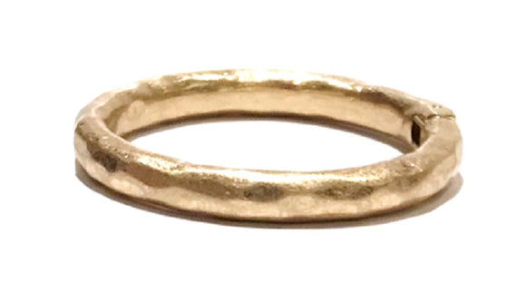 MATTE GOLD BANGLE ( 204 MG )