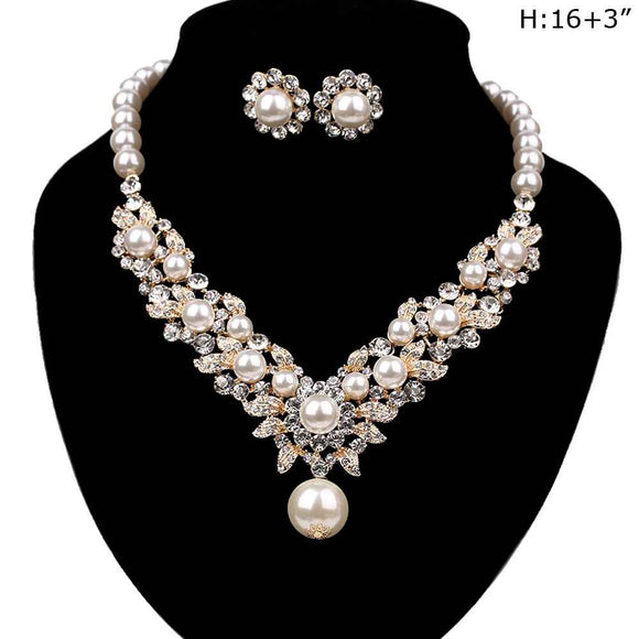 GOLD CREAM PEARL NECKLACE SET CLEAR STONES ( 13 GCR )