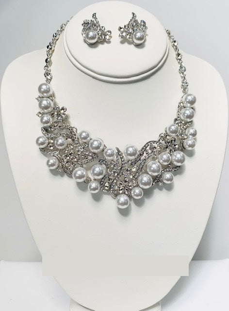 SILVER NECKLACE SET WHITE PEARLS ( 0876 3CL )