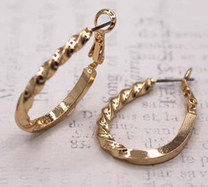 GOLD HOOP TWIST EARRINGS ( 154 G )