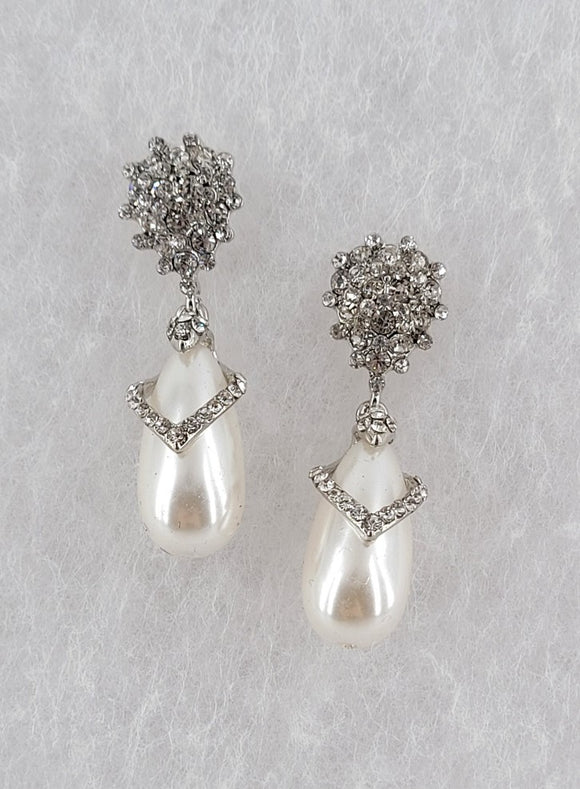 SILVER EARRINGS WHITE PEARL CLEAR STONES ( 1001 S )