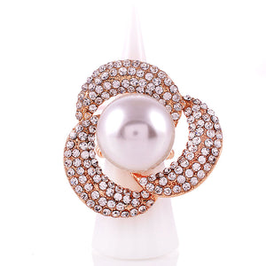 CRYSTAL FLOWER STRETCH RING PEARL ( 1329 GCP )