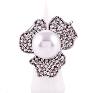 CRYSTAL FLOWER STRETCH RING PEARL ( 1330 SWP )