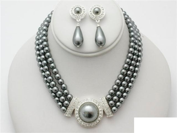 3 Line HEMATITE Pearl Necklace Set with Round Pendant ( 13733 SHP )