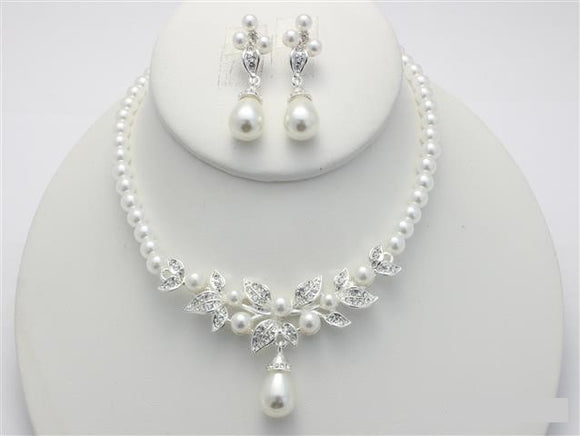 Silver NECKLACE SET White PEARLS CLEAR STONES ( 17794 SWH )