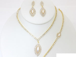 Gold Necklace Set Clear Stones ( 19390 GCL )