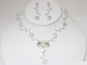 Silver Clear Necklace Set ( 19626 SCRY )