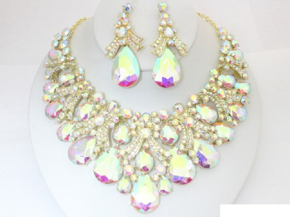 CLUSTER TEARDROP NECKLACE SET ( 20084 GAB )