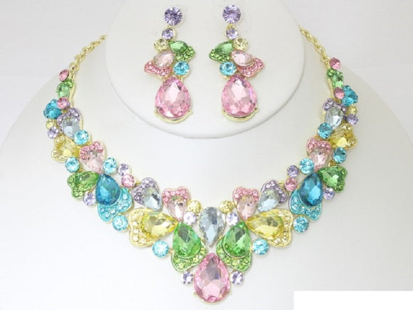 CLUSTER TEARDROP NECKLACE SET ( 20344 GLMUT )