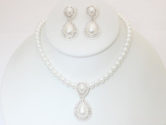 WHITE TEARDROP PEARL SILVER NECKLACE SET CLEAR STONES ( 20472 SWH )