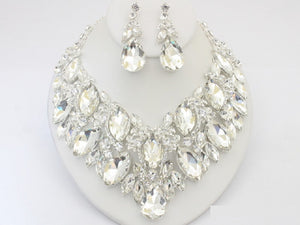 SILVER CLEAR NECKLACE SET ( 20625 SCRY )