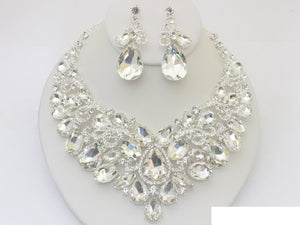 SILVER NECKLACE SET CLEAR STONES ( 20633 SCRY )