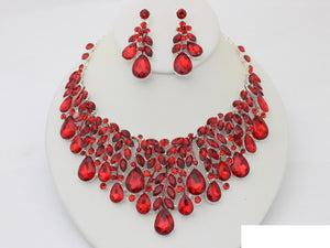 RHINESTONE NECKLACE SET ( 20700 SRD )