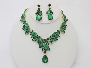 GOLD NECKLACE SET EMERALD GREEN TEARDROP DROP STONES ( 20710 GEME )