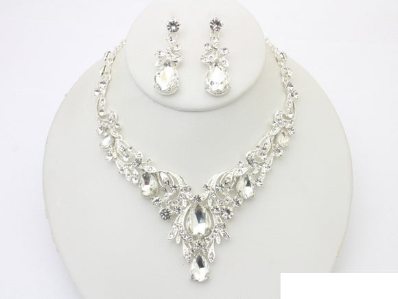 SILVER CLEAR NECKLACE SET ( 20993 SCRY )