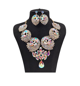 LARGE BIB STATEMENT NECKLACE SET ( 0121 2X )