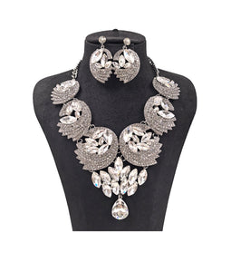 LARGE BIB STATEMENT NECKLACE SET ( 0121 3C )