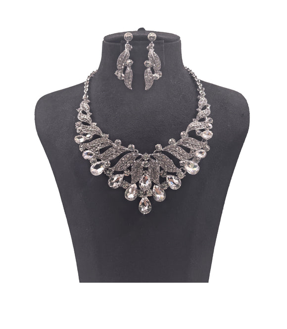 CRYSTAL NECKLACE SET ( 0146 3C )