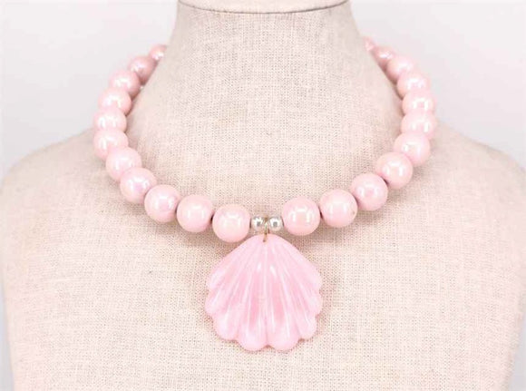 LIGHT PINK NECKLACE WITH CLAM ( 1923 GDLPK )