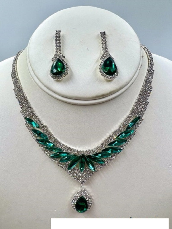 SILVER NECKLACE SET CLEAR EMERALD GREEN STONES ( 014 1EM )