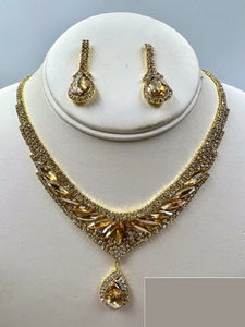 GOLD NECKLACE SET CLEAR TOPAZ STONES ( 014 2BR )