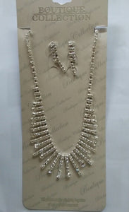 SILVER NECKLACE SET CLEAR STONES ( 33485 1CL )