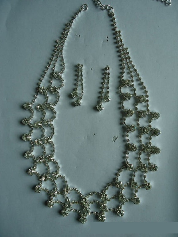 SILVER NECKLACE SET CLEAR STONES ( 36608 1CL )