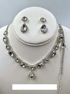 SILVER NECKLACE SET CLEAR STONES ( 020 1CL )