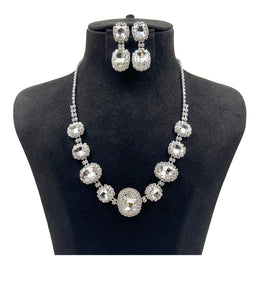 SILVER NECKLACE SET CLEAR STONES ( 0851 1C )