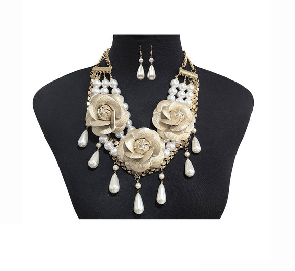 WHITE GOLD NECKLACE SET FLOWERS ( 0201 2WHGD )
