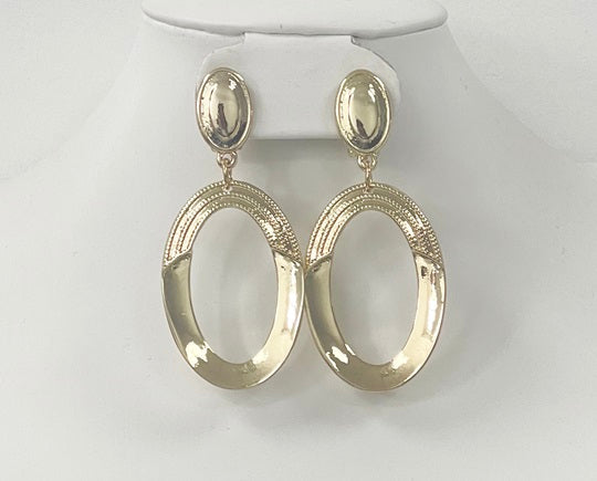 GOLD CLIP ON EARRINGS ( 3081 G )