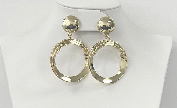 Gold Clip On Earrings ( 3082 G )