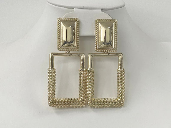 Gold Square Clip On Earrings ( 3036 G )