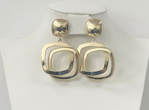 Gold Clip On Earrings ( 3089 G )