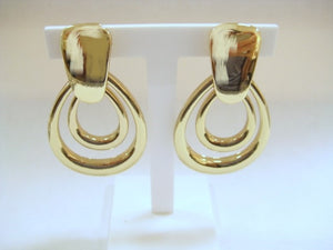 GOLD CLIP ON EARRINGS ( 3266 G )