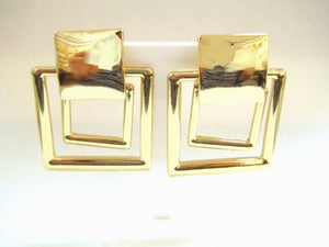 GOLD CLIP ON EARRINGS ( 3270 G )