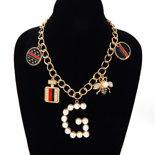 GOLD CHARM NECKLACE CREAM PEARLS ( 8131 GDCRM )