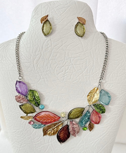 MULTI COLOR Enamel Leaf Design Fashion Necklace with Matching Stud Earrings ( 3179 SMT )