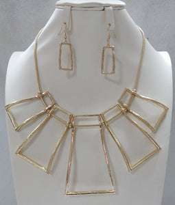 Matte Gold Necklace Set ( 4842 MG )